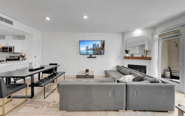 1240 India Street 806, San Diego, CA 92101