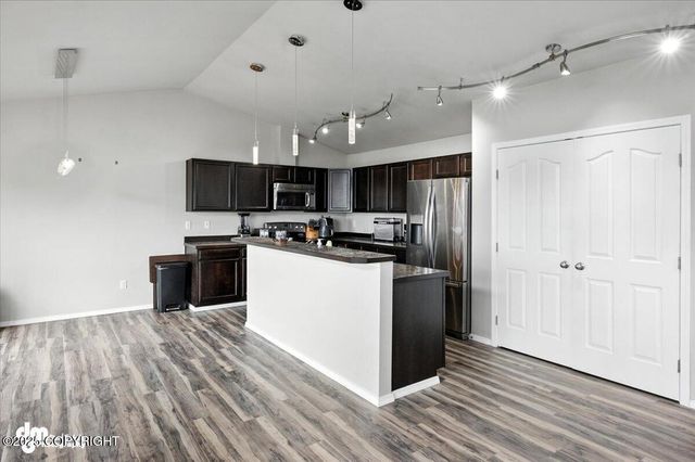 12284 Vista Ridge Loop, Eagle River, AK 99577