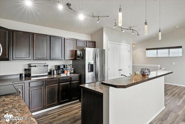 12284 Vista Ridge Loop, Eagle River, AK 99577