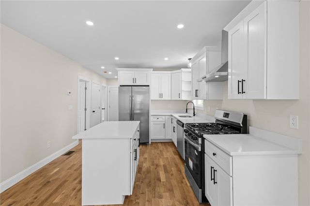 129 Briggs Street, Providence, RI 02905