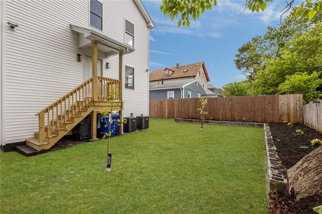 129 Briggs Street, Providence, RI 02905