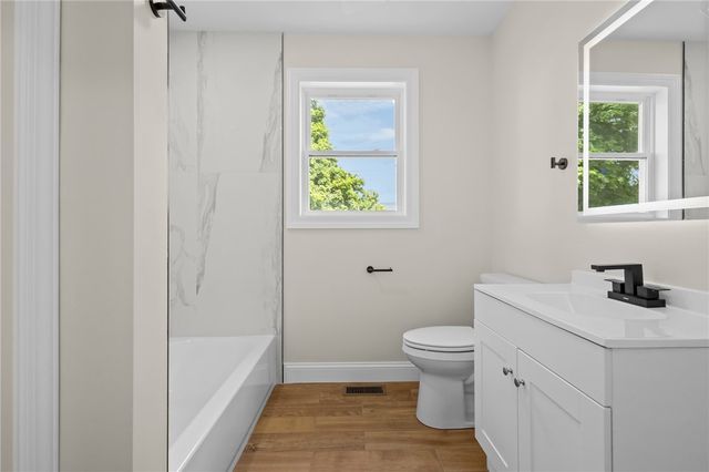 129 Briggs Street, Providence, RI 02905