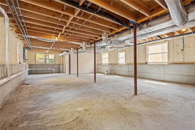 129 Briggs Street, Providence, RI 02905
