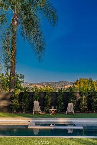 24245 Hatteras, Woodland Hills, CA 91367