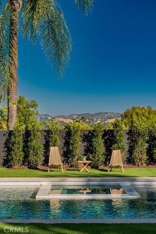 24245 Hatteras, Woodland Hills, CA 91367