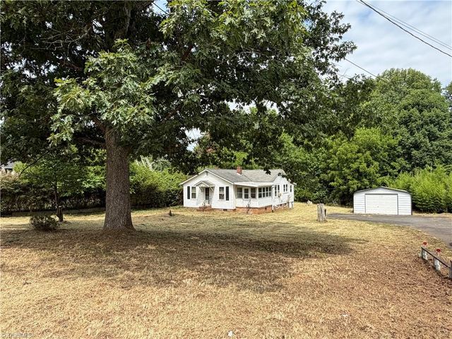 5480 Old Walkertown Road, Winston-salem, NC 27105