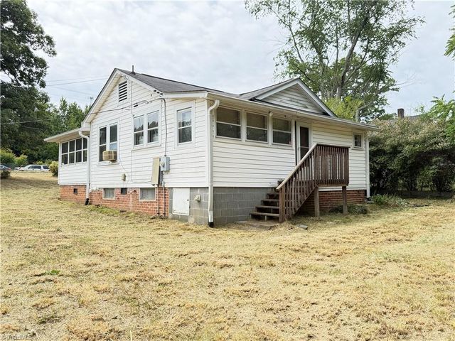 5480 Old Walkertown Road, Winston-salem, NC 27105