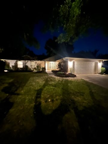 2846 Columbine Drive, Grapevine, TX 76051