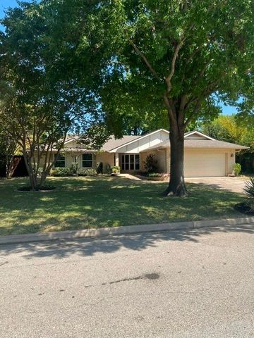 2846 Columbine Drive, Grapevine, TX 76051