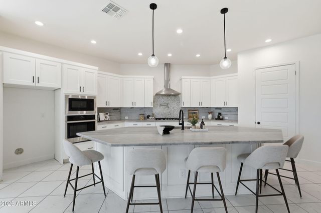 21255 W MINNEZONA Avenue, Buckeye, AZ 85396