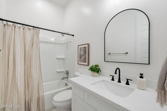 21255 W MINNEZONA Avenue, Buckeye, AZ 85396