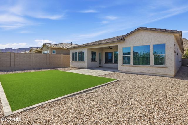 21255 W MINNEZONA Avenue, Buckeye, AZ 85396