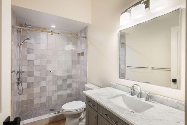 1160 Dance Dr, Sonoma, CA 95476