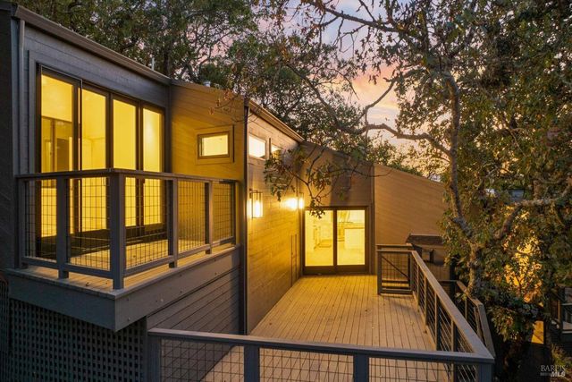 1160 Dance Dr, Sonoma, CA 95476