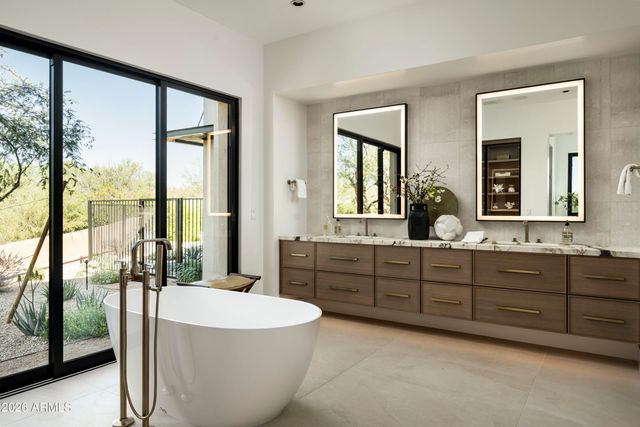 8386 E LEANING ROCK Road, Scottsdale, AZ 85266