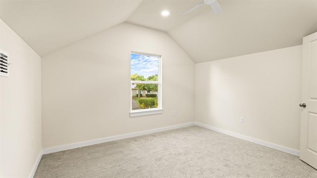 1867 Rockford Drive, Eufaula, OK 74432
