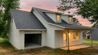1867 Rockford Drive, Eufaula, OK 74432