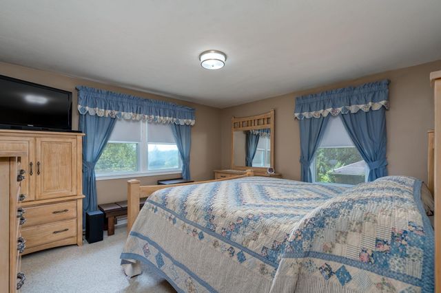 48186 Old River Bluff Road, Saint Peter, MN 56082