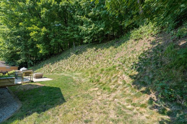 48186 Old River Bluff Road, Saint Peter, MN 56082