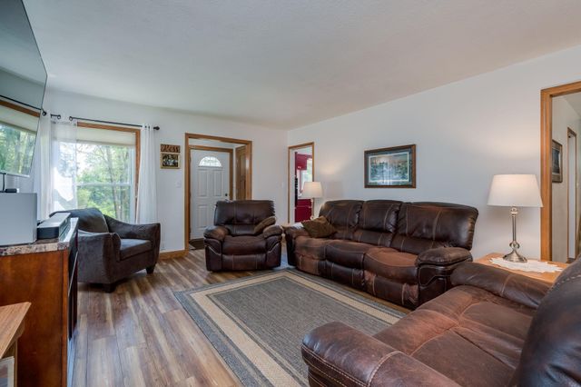 48186 Old River Bluff Road, Saint Peter, MN 56082