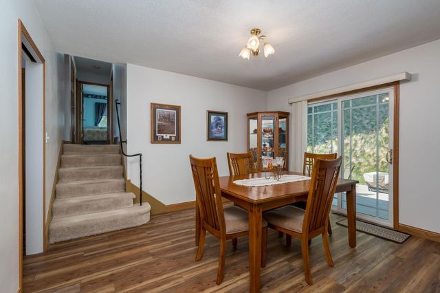 48186 Old River Bluff Road, Saint Peter, MN 56082