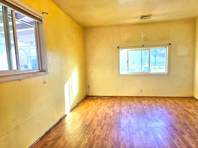 11220 Duggan Road, Central Point, OR 97502