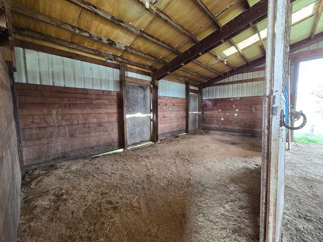 11220 Duggan Road, Central Point, OR 97502