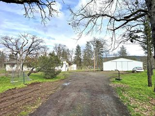 11220 Duggan Road, Central Point, OR 97502