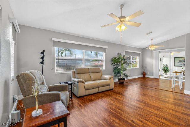 13400 Red Maple CIR, North Fort Myers, FL 33903