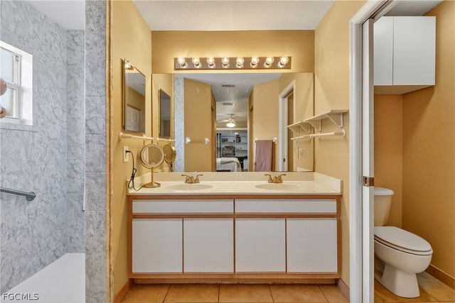 13400 Red Maple CIR, North Fort Myers, FL 33903