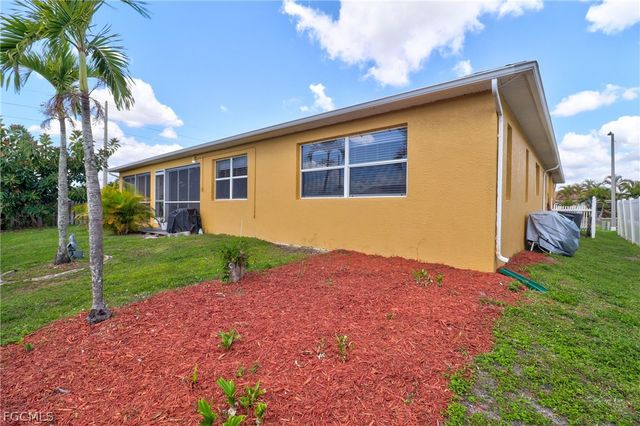 13400 Red Maple CIR, North Fort Myers, FL 33903