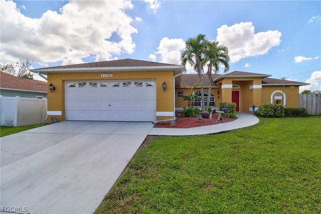 13400 Red Maple CIR, North Fort Myers, FL 33903
