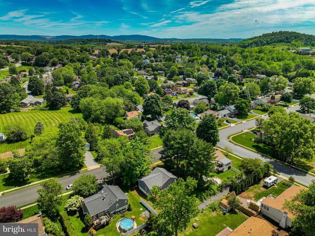 203 CATHY ANN DR, Reading, PA 19606
