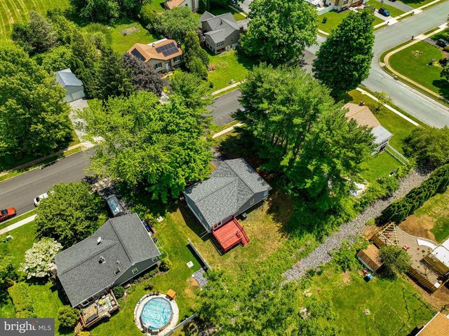 203 CATHY ANN DR, Reading, PA 19606