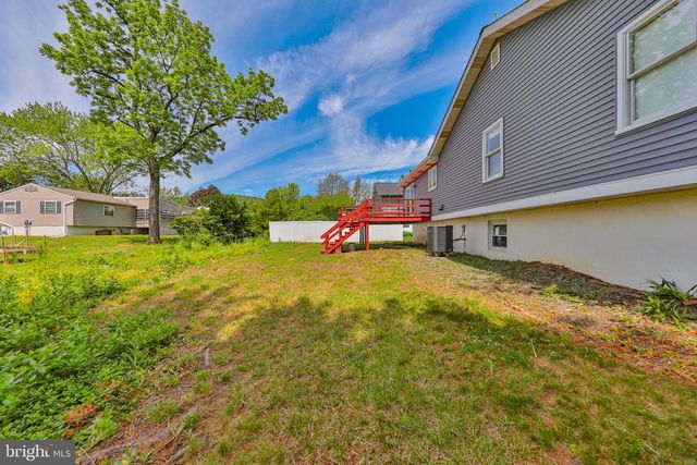 203 CATHY ANN DR, Reading, PA 19606