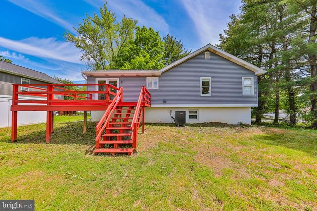 203 CATHY ANN DR, Reading, PA 19606