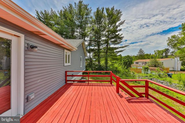 203 CATHY ANN DR, Reading, PA 19606
