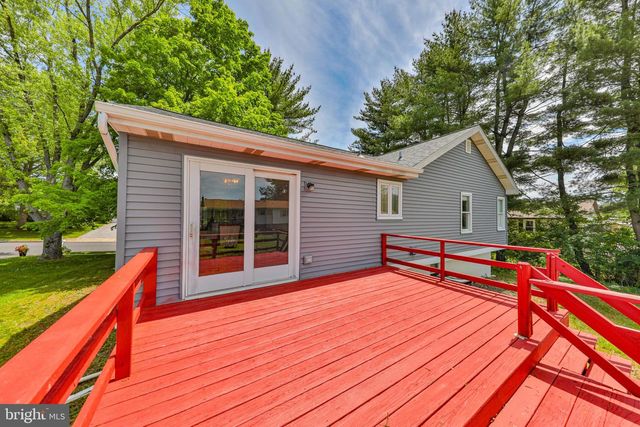 203 CATHY ANN DR, Reading, PA 19606