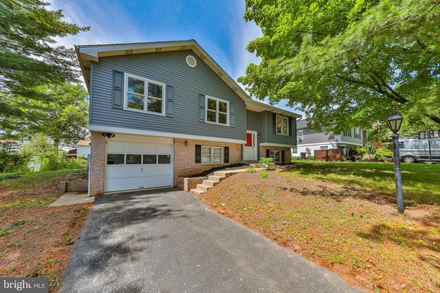 203 CATHY ANN DR, Reading, PA 19606