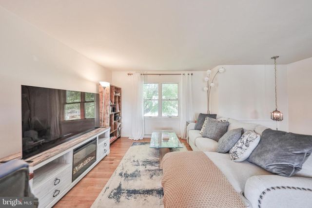 203 CATHY ANN DR, Reading, PA 19606