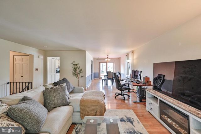 203 CATHY ANN DR, Reading, PA 19606