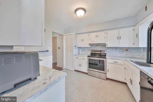 203 CATHY ANN DR, Reading, PA 19606