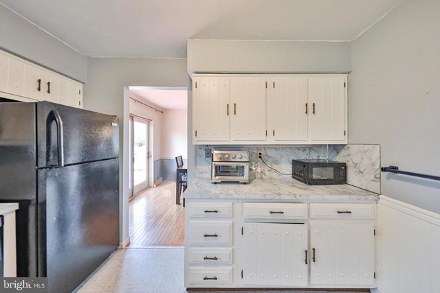 203 CATHY ANN DR, Reading, PA 19606