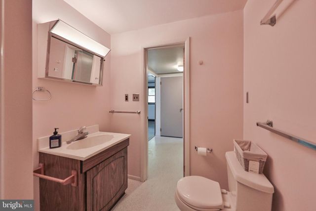 203 CATHY ANN DR, Reading, PA 19606