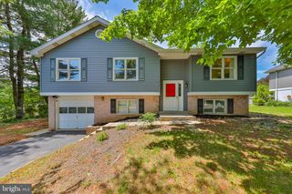 203 CATHY ANN DR, Reading, PA 19606