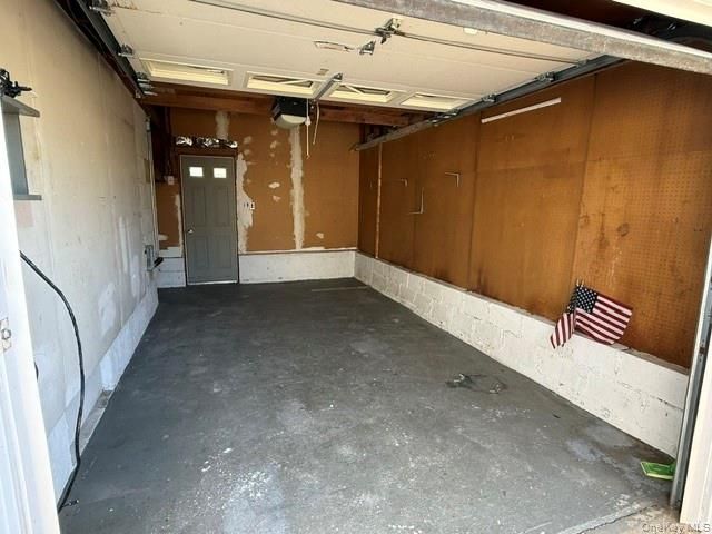 322 N Virginia Avenue, Massapequa, NY 11758