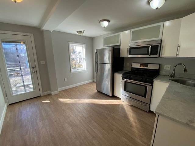 191 Everett 1, Boston, MA 02128