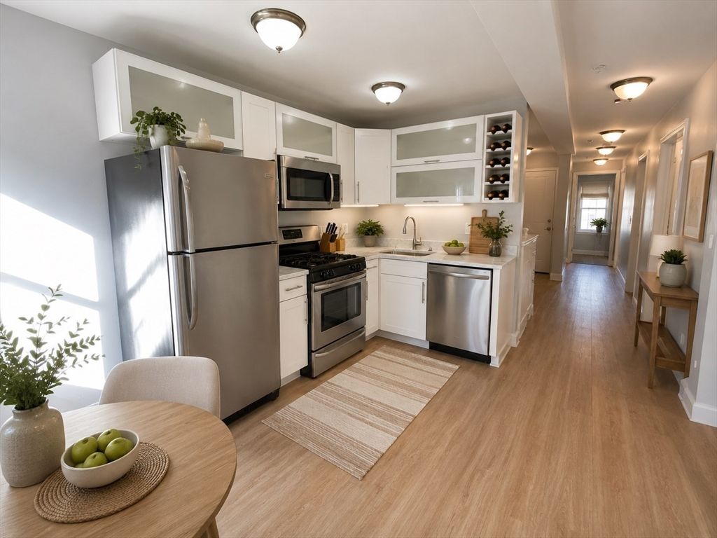 191 Everett 1, Boston, MA 02128
