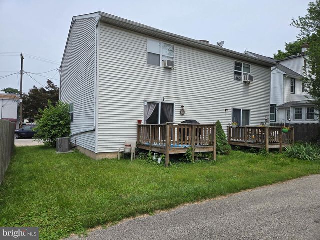 1106 E PLEASANT AVE, Glenside, PA 19038