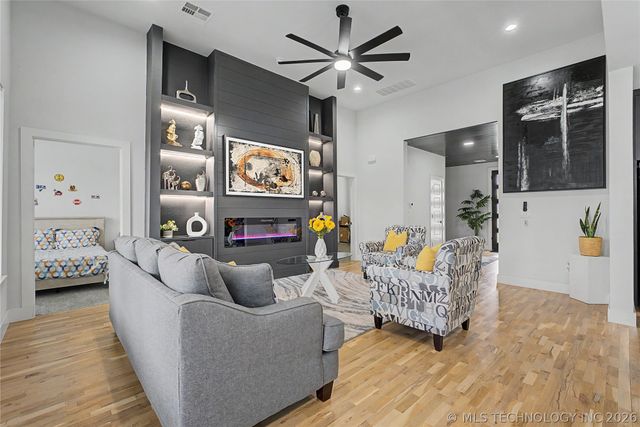 1129 W Fargo Lane, Broken Arrow, OK 74012